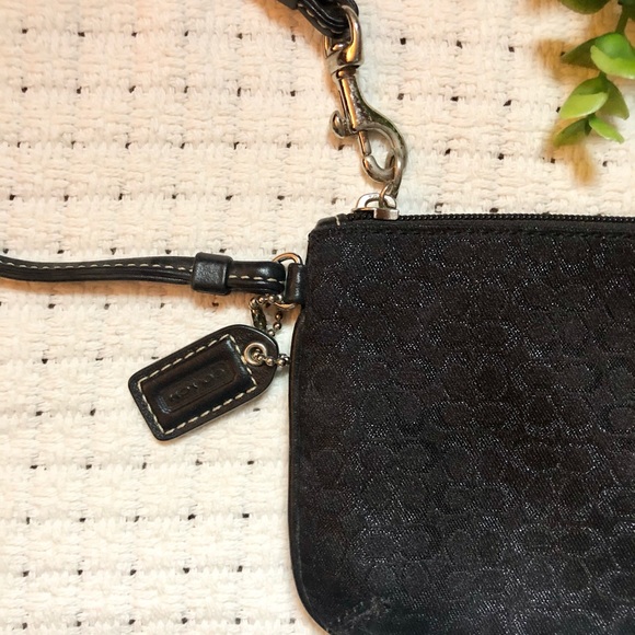 Coach Wristlet - Picture 7 of 7